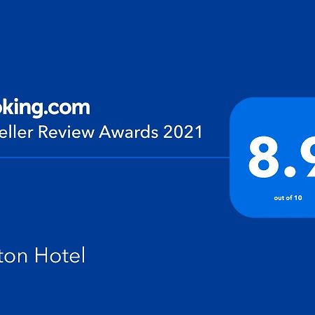 Bolton Hotel Wellington Exterior foto Booking.com Traveller Review Awards 2021